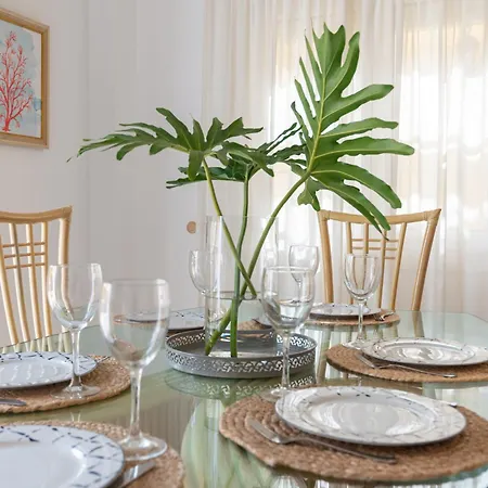 Valentina - Renovated On Alamos Villa *