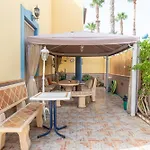 13 Guest 3 Min Walk To Bbq Cinema Perfect For Groups Villa