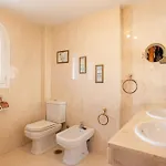 13 Guest Villa 3 Min Walk To Beach Bbq Cinema Perfect For Groups