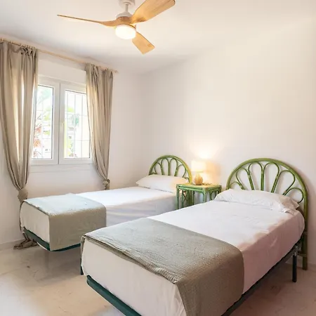 13 Guest 3 Min Walk To Bbq Cinema Perfect For Groups * Torremolinos