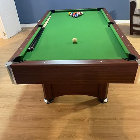 Valentina - Renovated On Alamos Willa