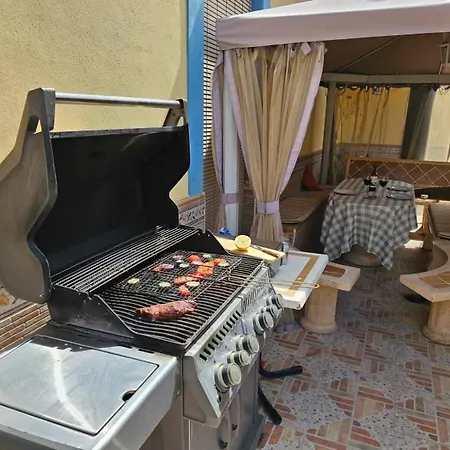 13 Guest 3 Min Walk To Bbq Cinema Perfect For Groups Torremolinos