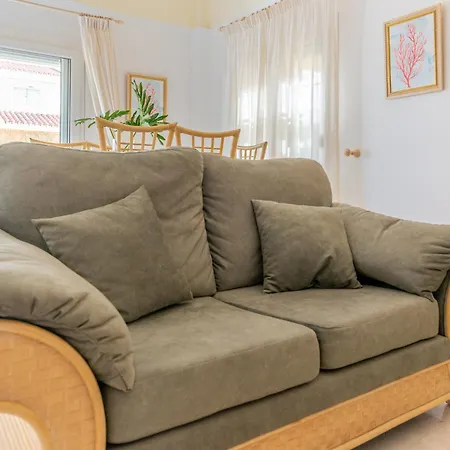 13 Guest Villa 3 Min Walk To Beach Bbq Cinema Perfect For Groups