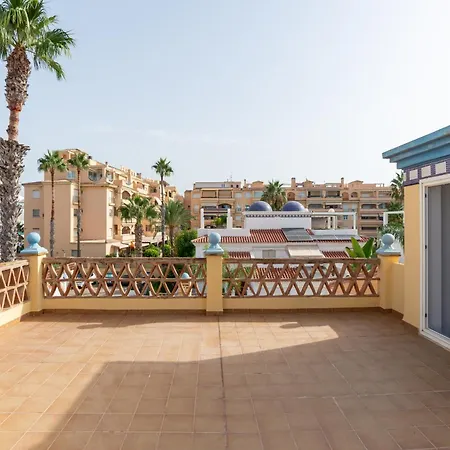 Valentina - Renovated On Alamos