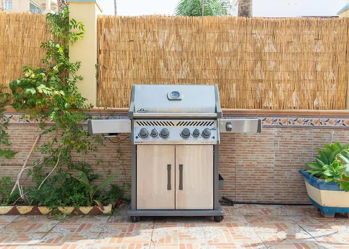 Vila 13 Guest Villa 3 Min Walk To Beach Bbq Cinema Perfect For Groups *