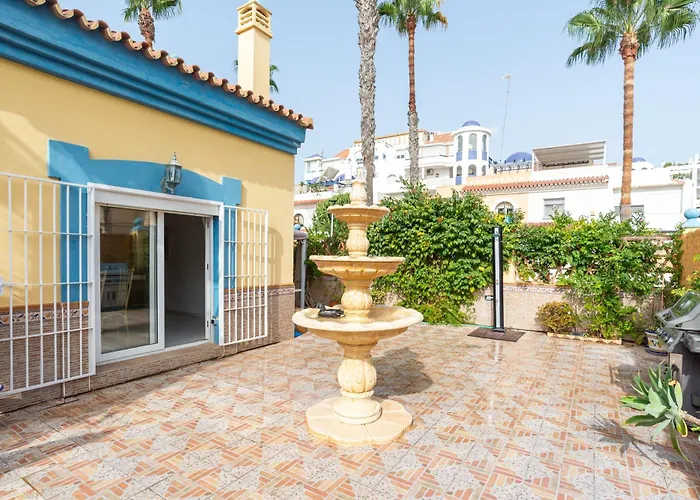 13 Guest Villa 3 Min Walk To Beach Bbq Cinema Perfect For Groups *