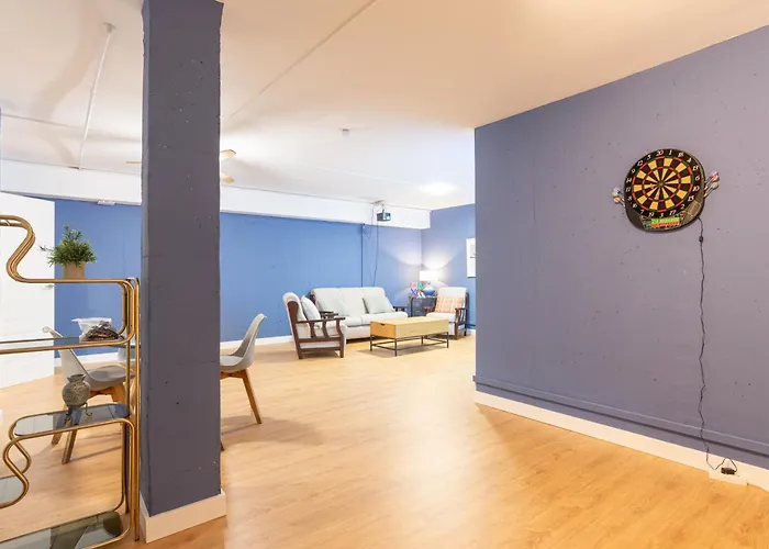 Vila 13 Guest Villa 3 Min Walk To Beach Bbq Cinema Perfect For Groups