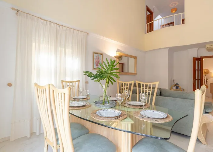 13 Guest Villa 3 Min Walk To Beach Bbq Cinema Perfect For Groups