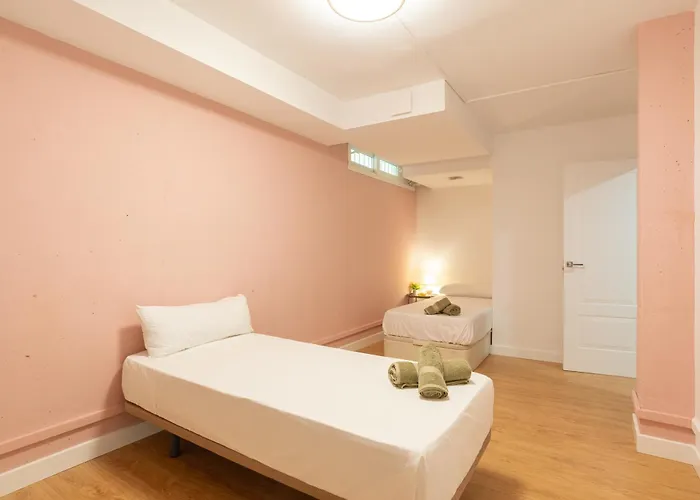 13 Guest Villa 3 Min Walk To Beach Bbq Cinema Perfect For Groups Vila *