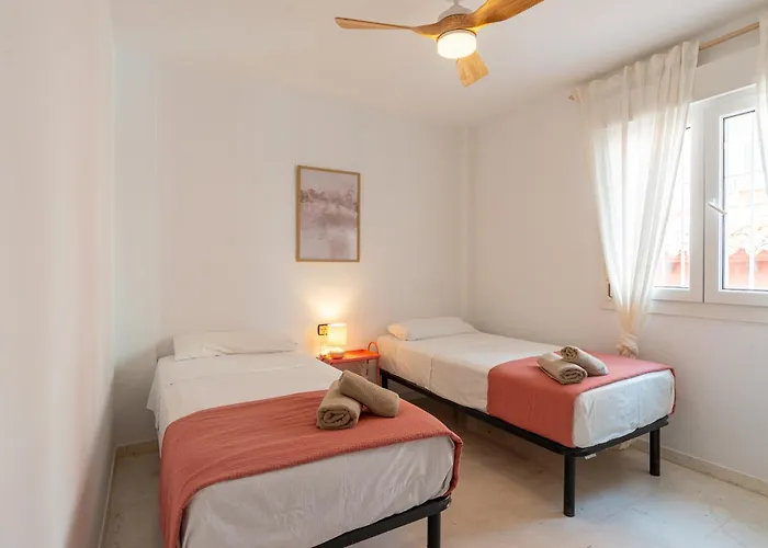 Vila 13 Guest Villa 3 Min Walk To Beach Bbq Cinema Perfect For Groups