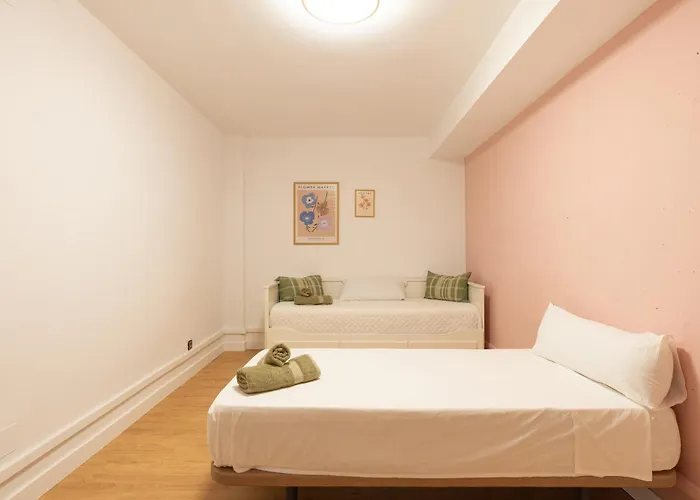 13 Guest Villa 3 Min Walk To Beach Bbq Cinema Perfect For Groups